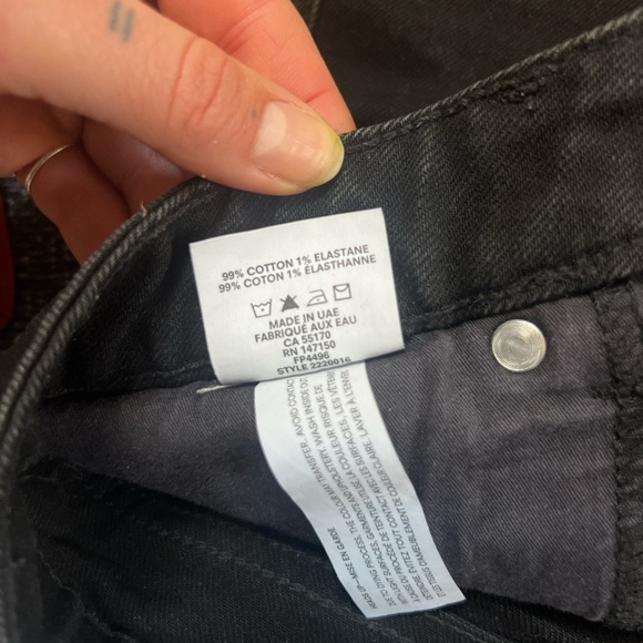 Black and White Fitted Jean Shorts - Picture 2 of 5